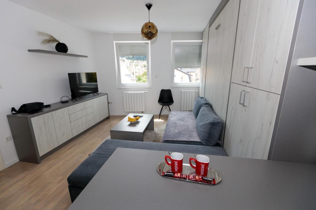 Apartman Skver Тузла Екстериор снимка